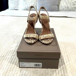 BCBG TABITHA SANDAL